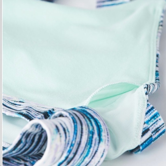 Lululemon Pure Practice Blurry Belle Blue Cross Back Sports Yoga Bra Women’s 6 - Picture 8 of 10